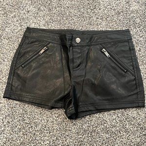 F21 Faux Leather Shorts w/ zippered pockets (small) (NWOT)